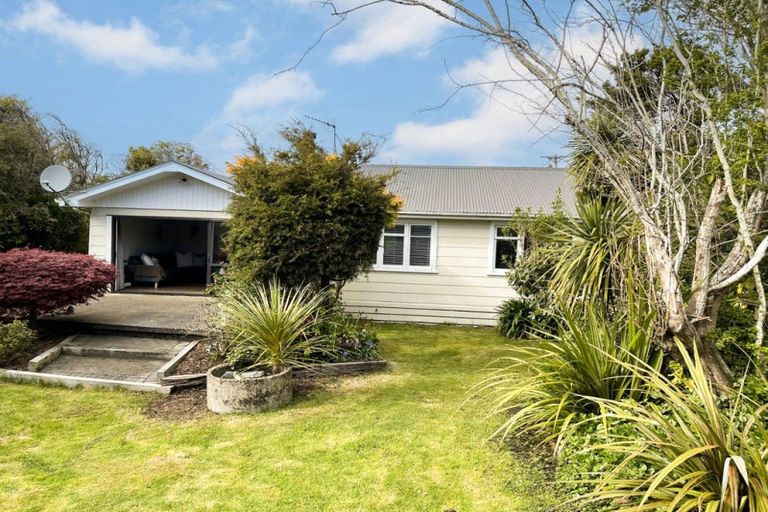 Photo of property in 34 Watt Road, Otatara, Invercargill, 9879
