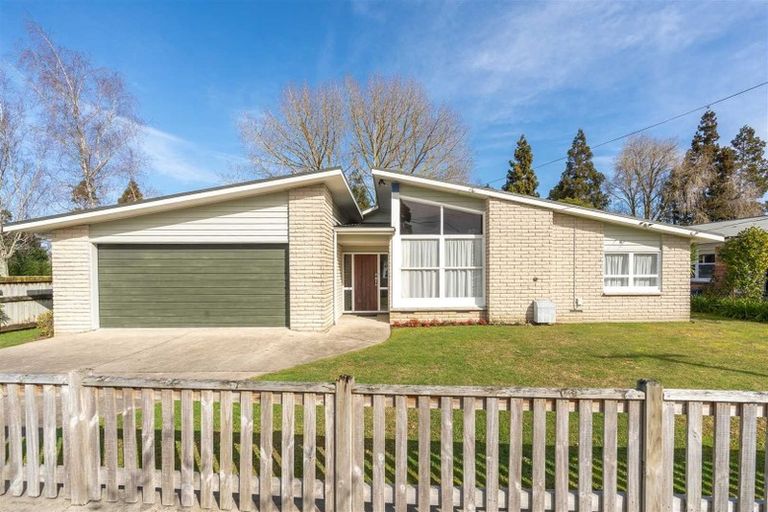 Photo of property in 39 Regent Street, Silverdale, Hamilton, 3216