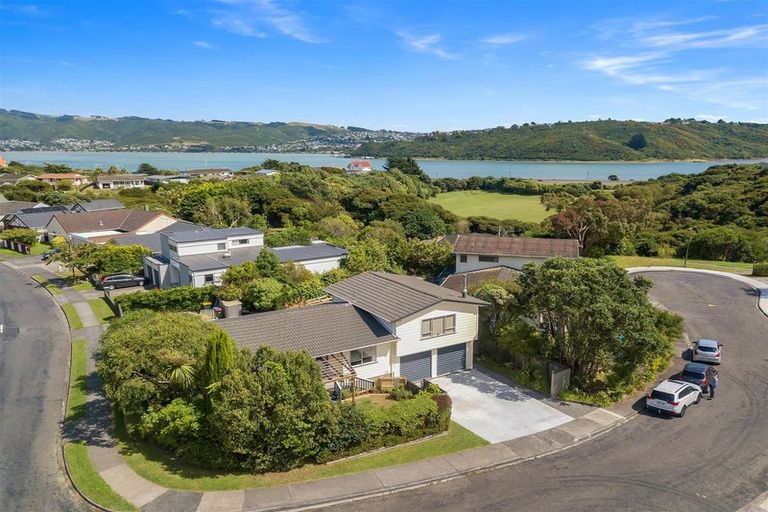 Photo of property in 1 Naver Place, Papakowhai, Porirua, 5024