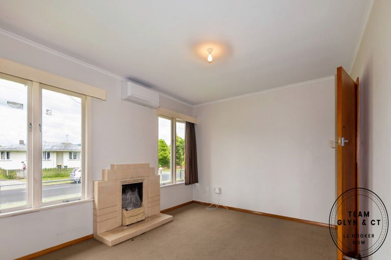 Photo of property in 17 Sutton Crescent, Papakura, 2110