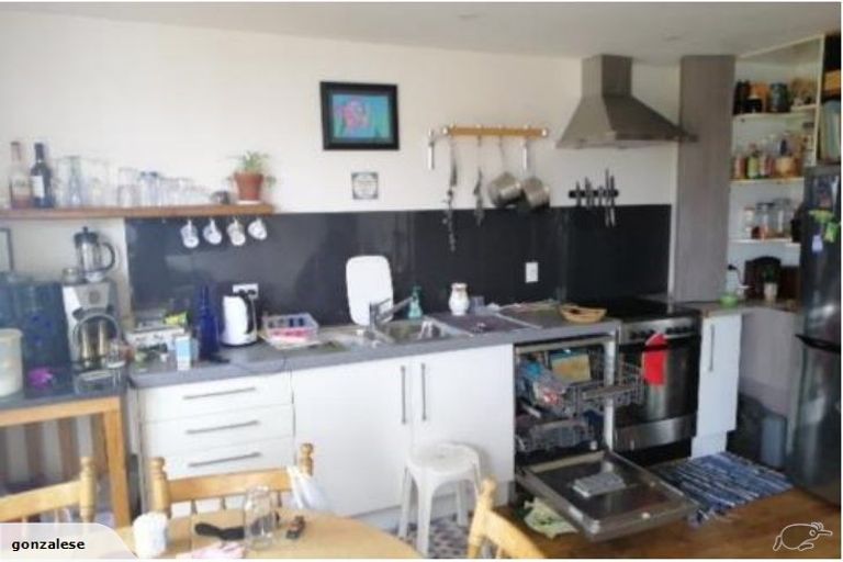 Photo of property in 25 Gaine Street, New Plymouth, 4310