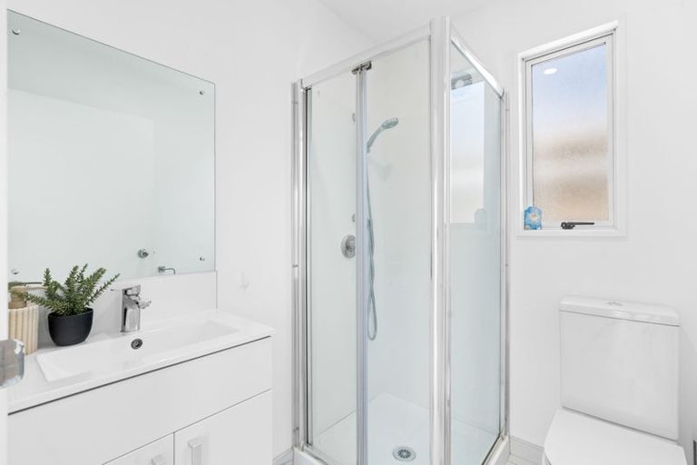 Photo of property in 2/97 Clyde Road, Ilam, Christchurch, 8041