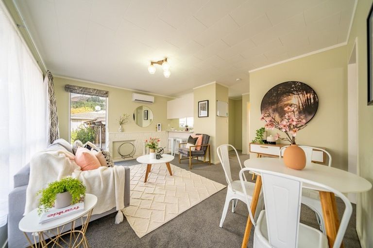 Photo of property in 21b Seddon Street, Wallaceville, Upper Hutt, 5018