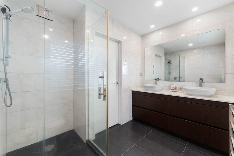 Photo of property in 9 Coastview Lane, Long Bay, Auckland, 0630