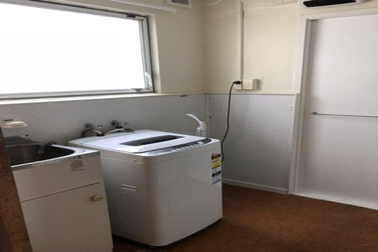 Photo of property in 2/10 Second Avenue, Tauranga, 3110