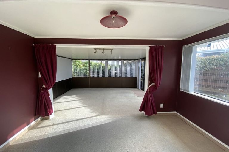 Photo of property in 72 Park Road, Greenmeadows, Napier, 4112