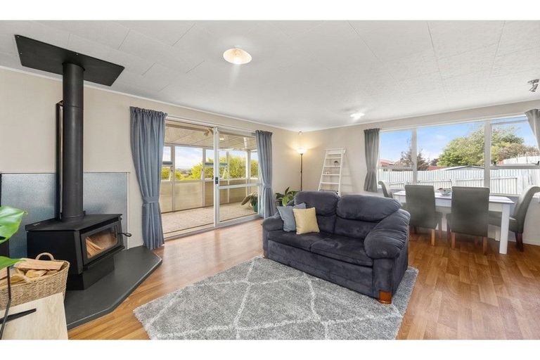 Photo of property in 20 Heatherlea Heights, Feilding, 4702