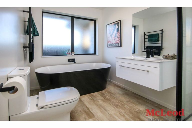Photo of property in 17 Whittington Drive, Rolleston, 7615