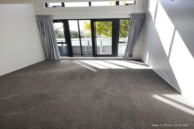 Photo of property in 3b/30 Westward Ho, Glen Eden, Auckland, 0602