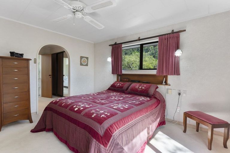 Photo of property in 65 Kamahi Street, Stokes Valley, Lower Hutt, 5019