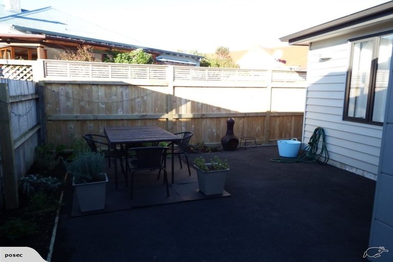 Photo of property in 3/63 Royal Crescent, Saint Kilda, Dunedin, 9012