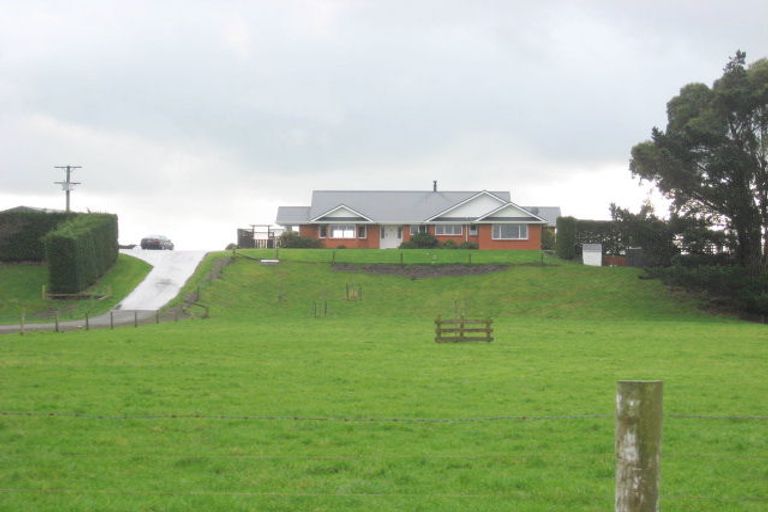 Photo of property in 52 Taiepa Road, Otatara, Invercargill, 9879