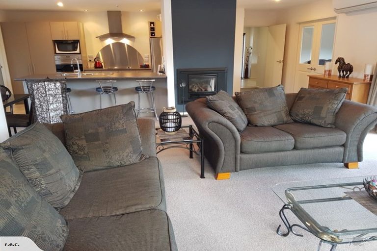 Photo of property in 11 Ruahine Place, Parklands, Christchurch, 8083