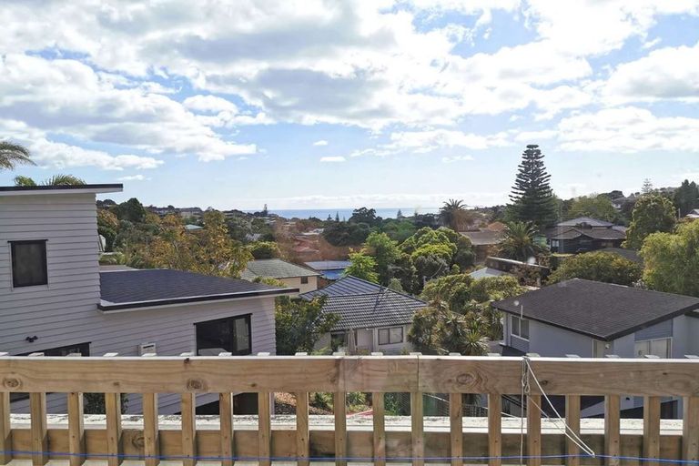 Photo of property in 685 Beach Road, Rothesay Bay, Auckland, 0630