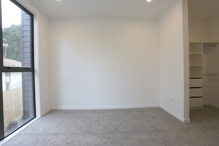 Photo of property in 13a King Richard Place, Browns Bay, Auckland, 0630
