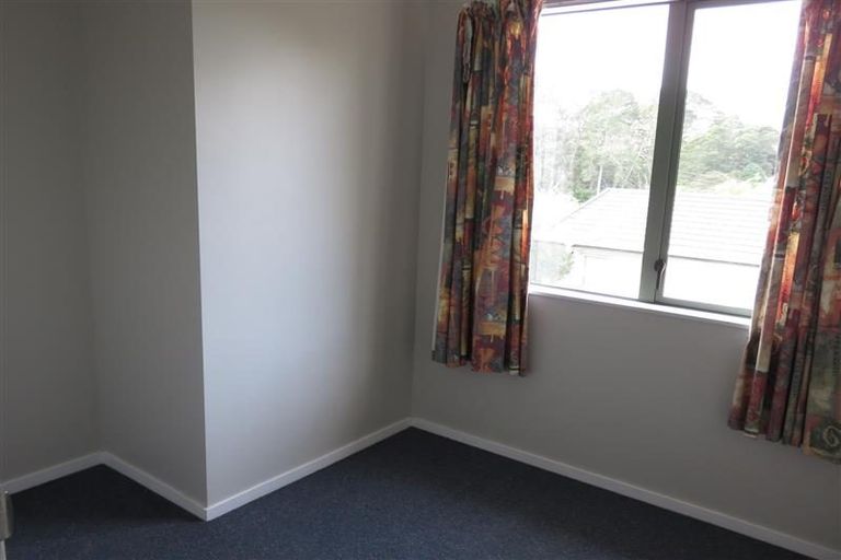Photo of property in 10 Aldern Road, Massey, Auckland, 0614