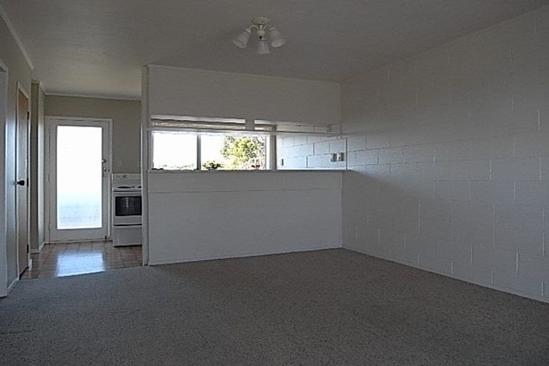 Photo of property in 5/15 Lloyd Avenue, Mount Albert, Auckland, 1025