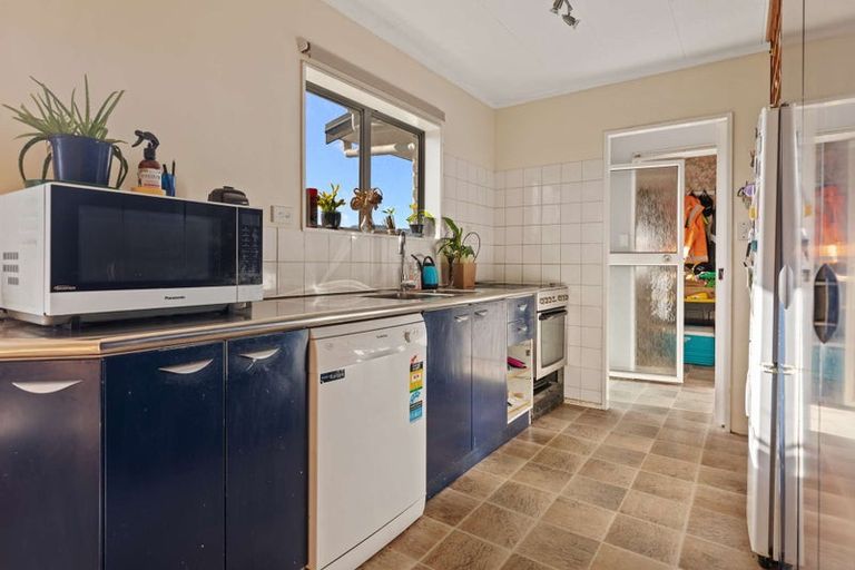 Photo of property in 86 Pohutukawa Drive, Owhata, Rotorua, 3010