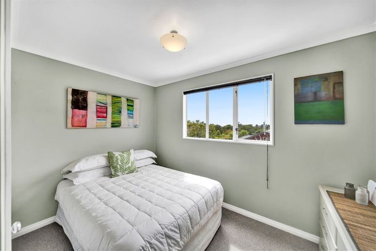 Photo of property in 12b Frank Frethey Place, Highlands Park, New Plymouth, 4312