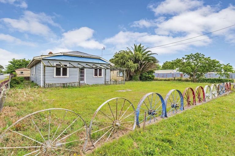 Photo of property in 2-4 Petticoat Lane, Doyleston, 7682