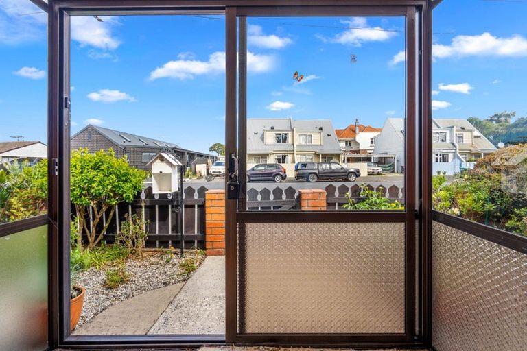 Photo of property in 3 Market Street, Saint Kilda, Dunedin, 9012