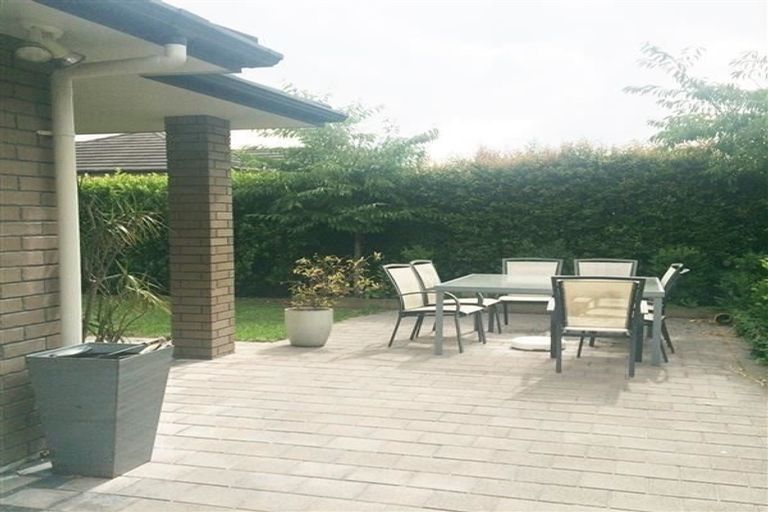 Photo of property in 116a Jeffs Road, Flat Bush, Auckland, 2016