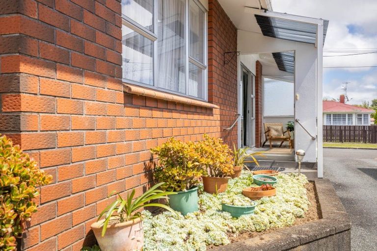 Photo of property in 3c Bideford Street, Brooklands, New Plymouth, 4310