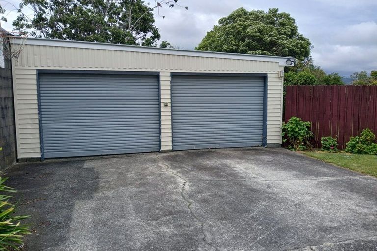 Photo of property in 24 Holdsworth Avenue, Trentham, Upper Hutt, 5018