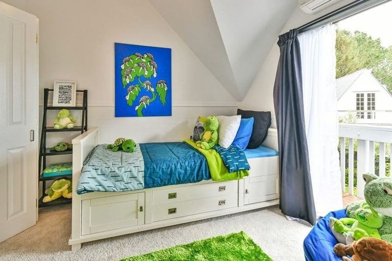 Photo of property in 14 Cameron Place, Drury, 2113