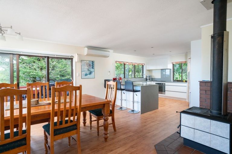 Photo of property in 67 Chesham Avenue, Waipahihi, Taupo, 3330
