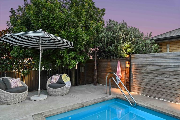 Photo of property in 94 Rototuna Road, Rototuna, Hamilton, 3210