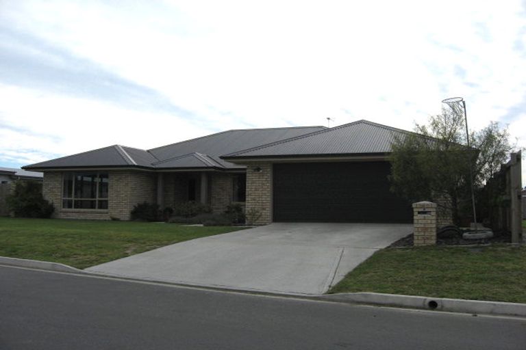 Photo of property in 8 Hitaua Place, Redwoodtown, Blenheim, 7201