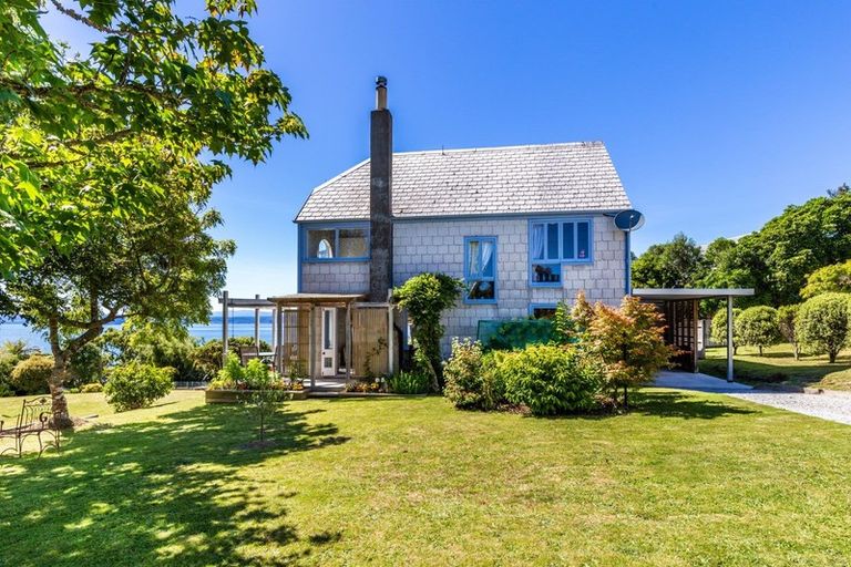 Photo of property in 16 Te Pohue Street, Omori, Turangi, 3381