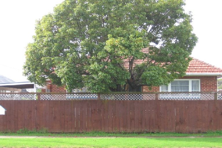Photo of property in 1/12 Seymour Avenue, Papatoetoe, Auckland, 2025