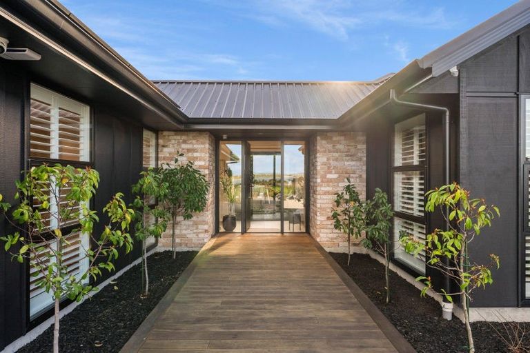 Photo of property in 5 Brendan Close, Omokoroa, 3114