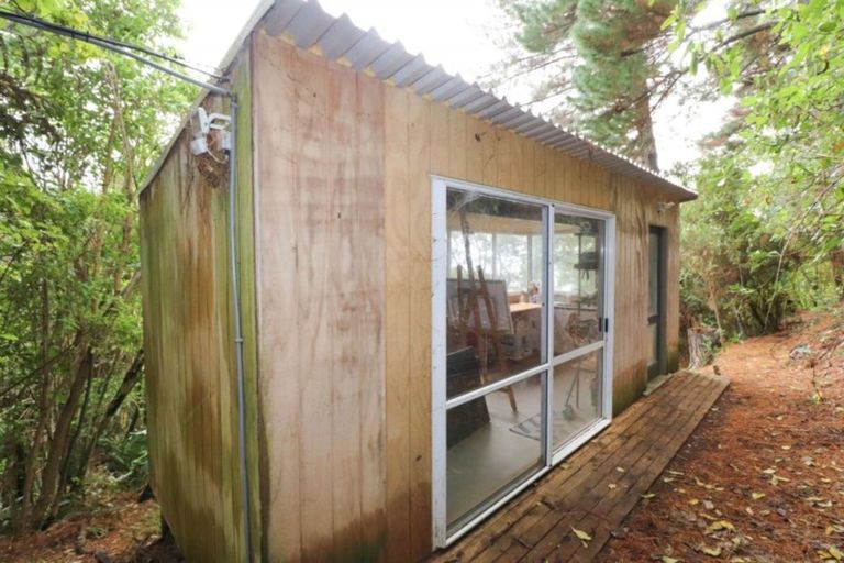 Photo of property in 37 Adams Road, Thornton Bay, Thames, 3575