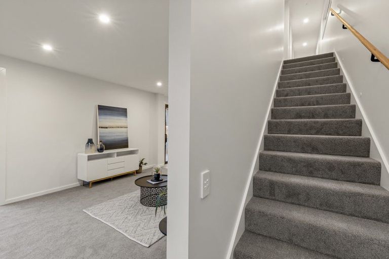 Photo of property in 23 Soudley Court, Jacks Point, Queenstown, 9371