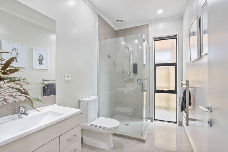 Photo of property in 8 Harakeke Road, Hobsonville, Auckland, 0616