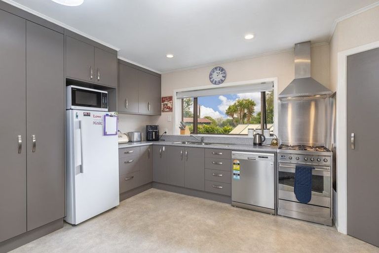 Photo of property in 70 Great South Road, Huntly, 3700