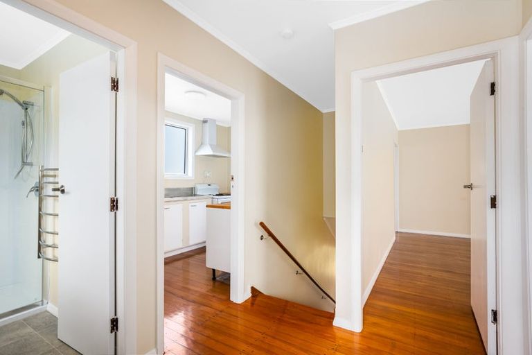 Photo of property in 19 Gloucester Street, Cannons Creek, Porirua, 5024