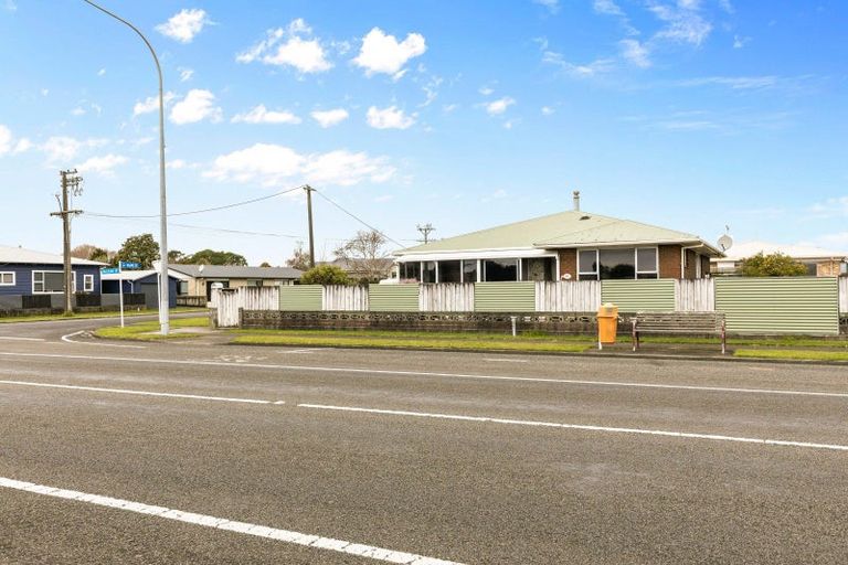 Photo of property in 95 Mclean Street, Waitara, 4320
