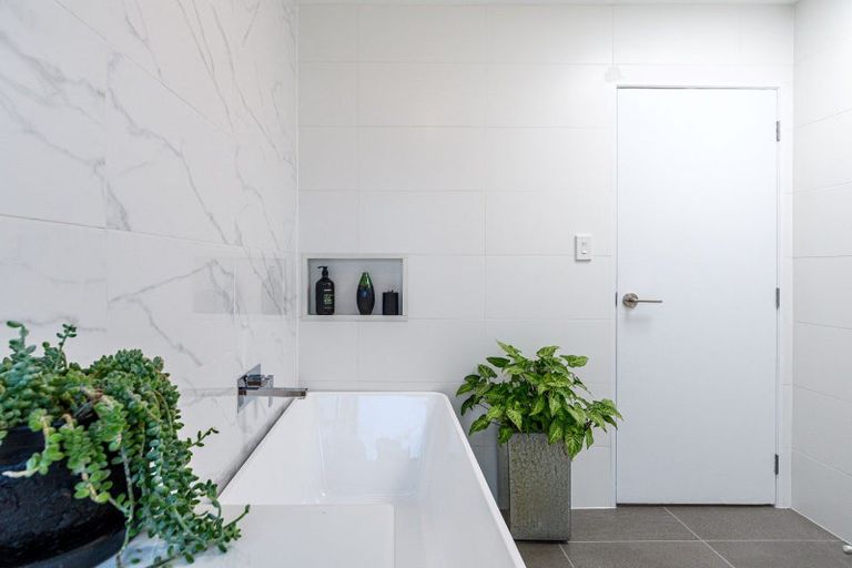 Photo of property in 17b Rutherford Street, Otumoetai, Tauranga, 3110