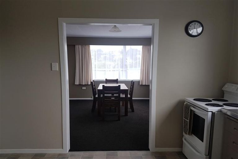 Photo of property in 2/323 Saint Aubyn Street, New Plymouth, 4310