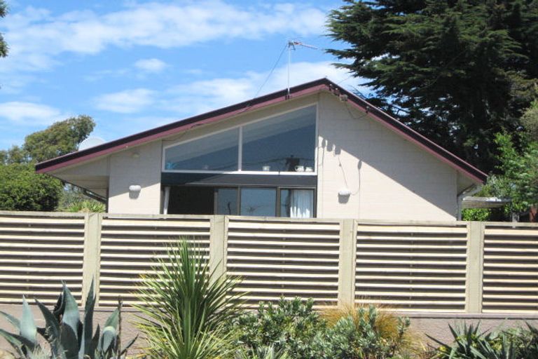 Photo of property in 30 Larnach Street, Waimairi Beach, Christchurch, 8083