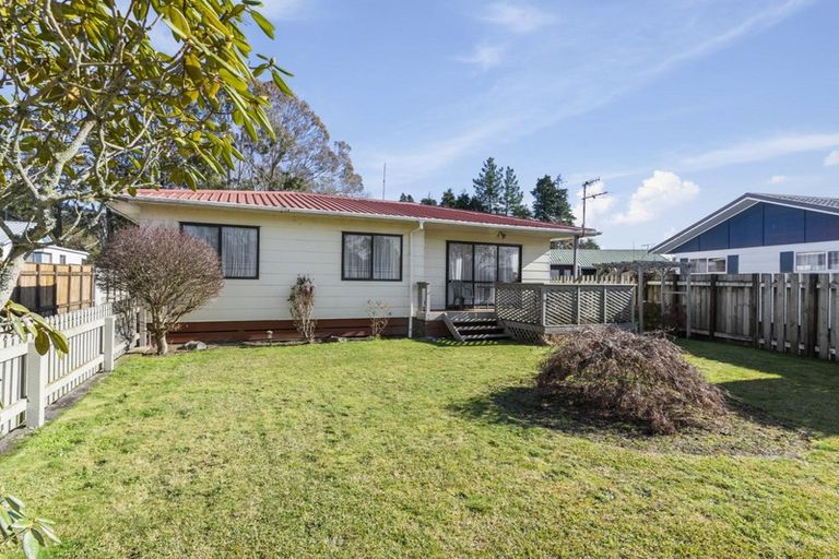 Photo of property in 45a Aquarius Drive, Kawaha Point, Rotorua, 3010