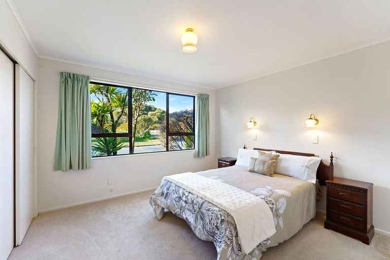 Photo of property in 37 Matai Street, Waikanae, 5036