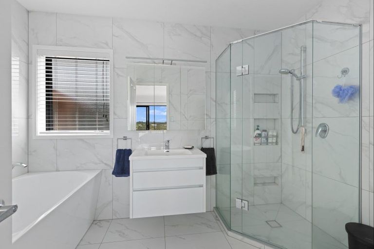 Photo of property in 144 West Road, Kaukapakapa, 0873