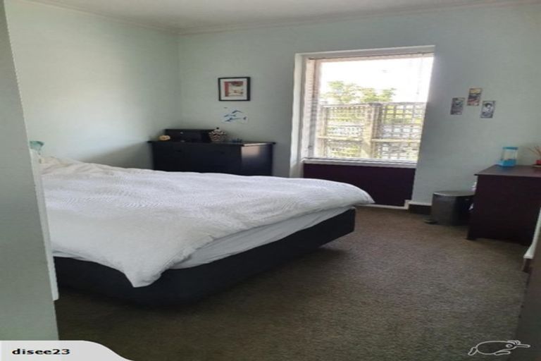 Photo of property in 2/15 Upper Lewisville Terrace, Thorndon, Wellington, 6011