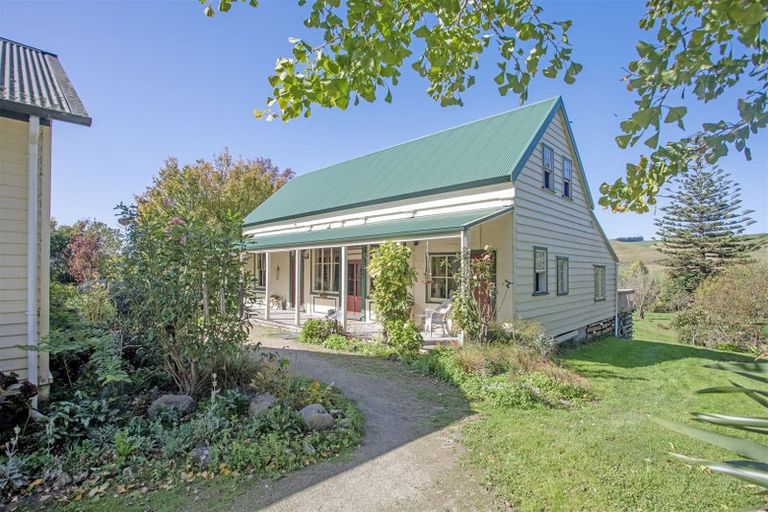 Photo of property in 2269 State Highway 2, Te Hauke, Hastings, 4178