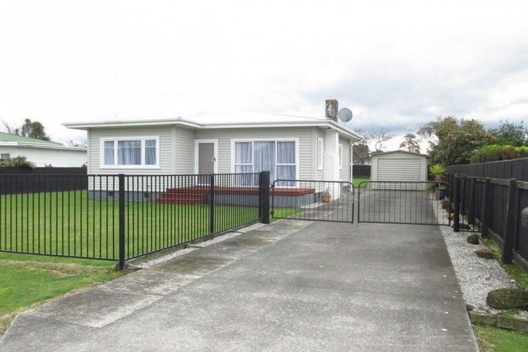 Photo of property in 4 Victoria Avenue, Wairoa, 4108